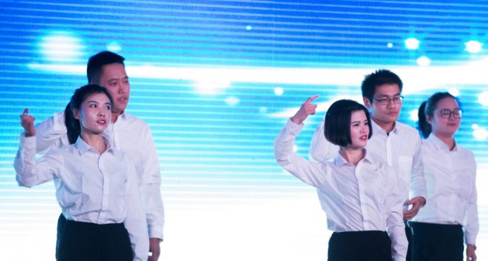 春節聯歡晚會(huì)